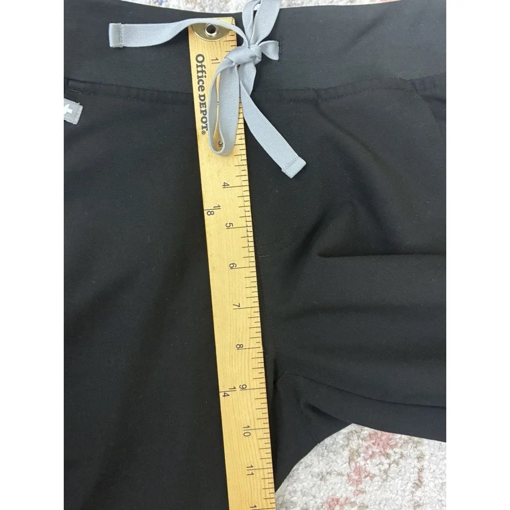 FIGS Zamora Jogger Scrub Pants • Black • XS